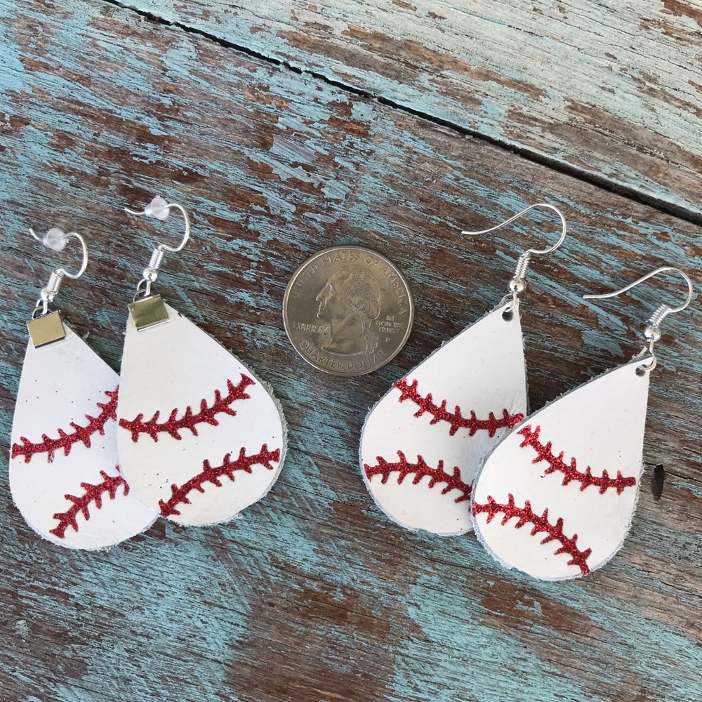 Leather earrings